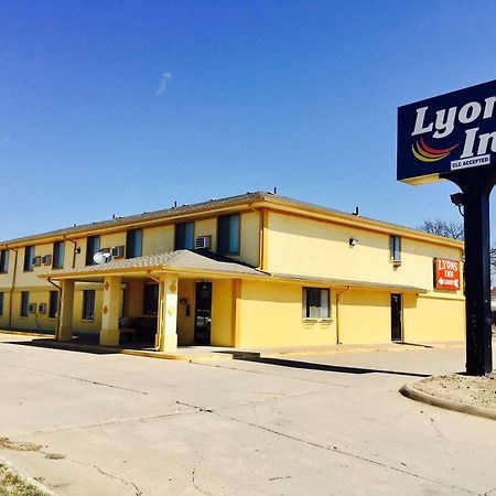 Lyons Inn Extérieur photo
