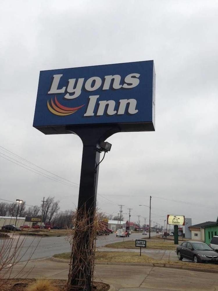 Lyons Inn Extérieur photo